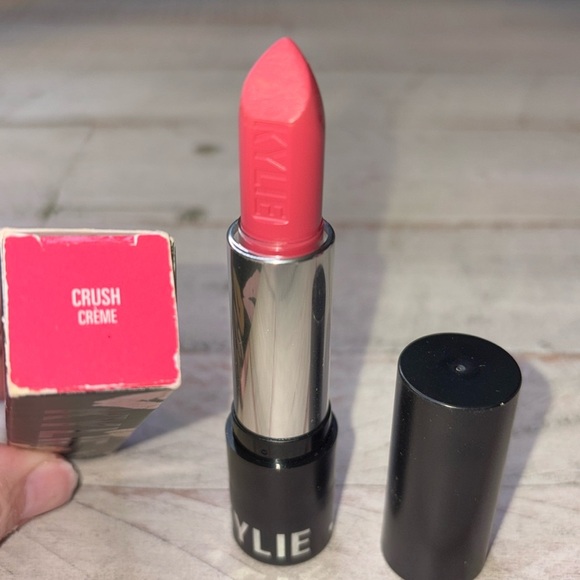 Kylie Cosmetics Other - Kylie Jenner Lipstick Crush Crème